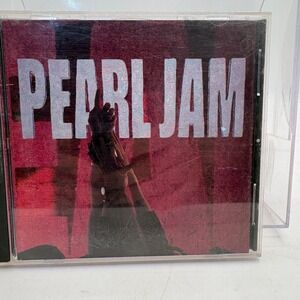 Pearl Jam Ten CD 1991 Epic Associated ZK 47857 Alternative Rock Grunge 90s Music
